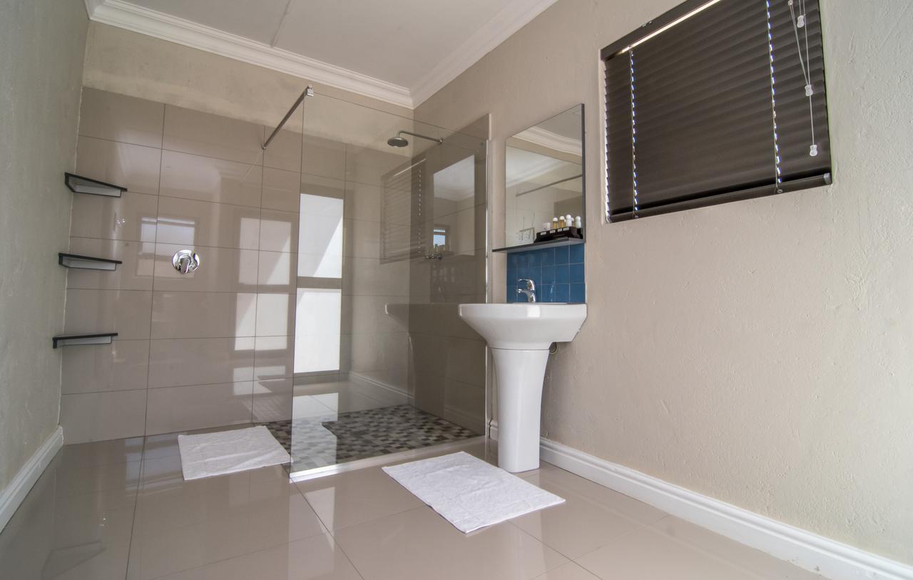 Letsatsi Lodge Vanrhynsdorp Экстерьер фото