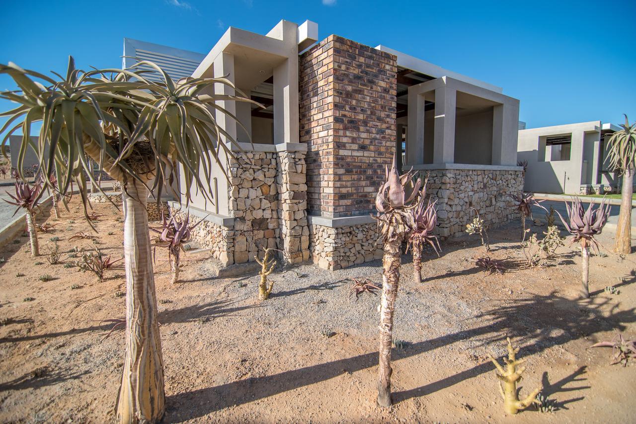 Letsatsi Lodge Vanrhynsdorp Экстерьер фото
