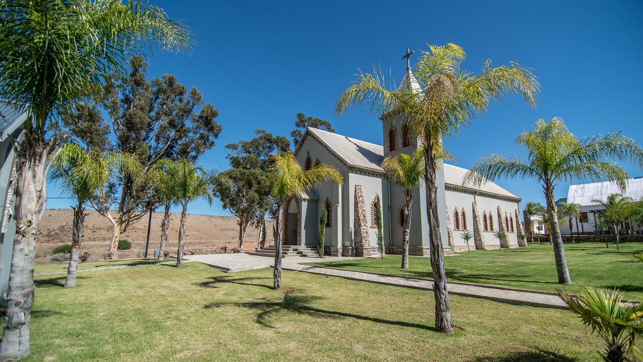 Letsatsi Lodge Vanrhynsdorp Экстерьер фото